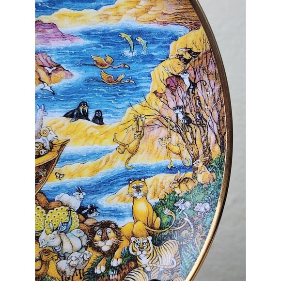 Noah's Ark Bible Story Plate Two By Two by Bill Bell 8" 1991 Porcelain Gold Trim - Picture 4 of 12